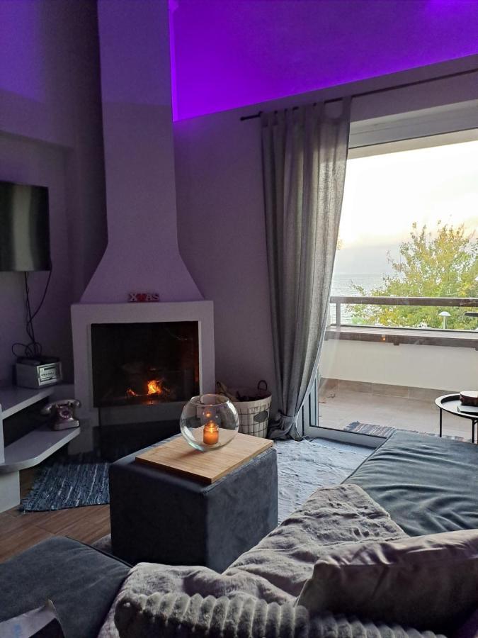 Vrachos Suites 아이기오 외부 사진